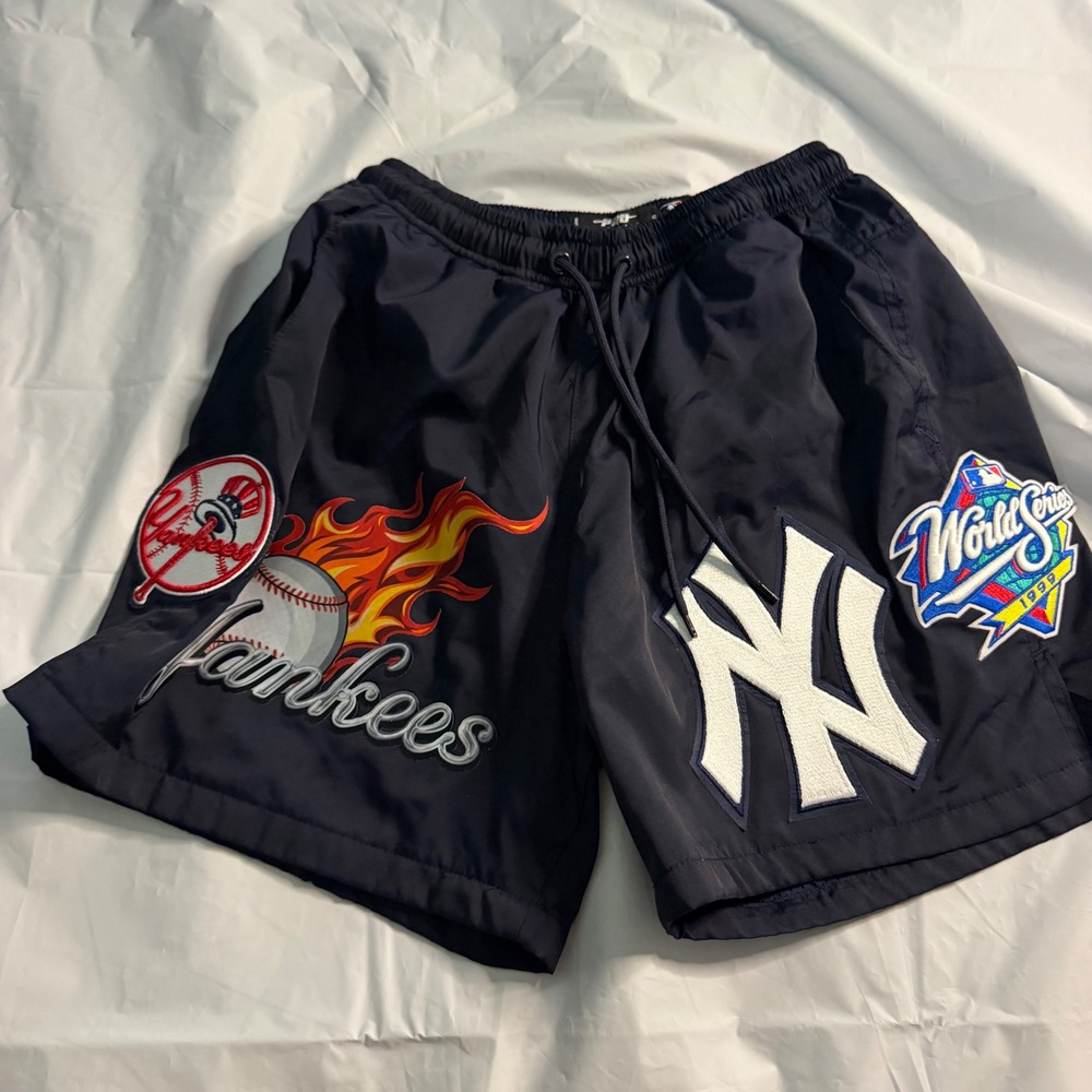 Pro Standard Mens New York Yankees World Series Shorts S Navy Patch Embroidered